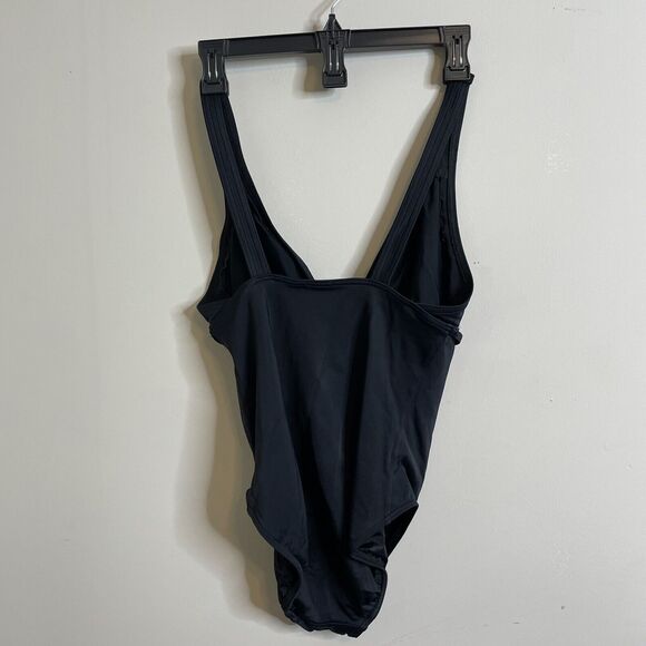 Lands End Women’s Black One Piece Swimsuit Size 6 - Picture 4 of 4